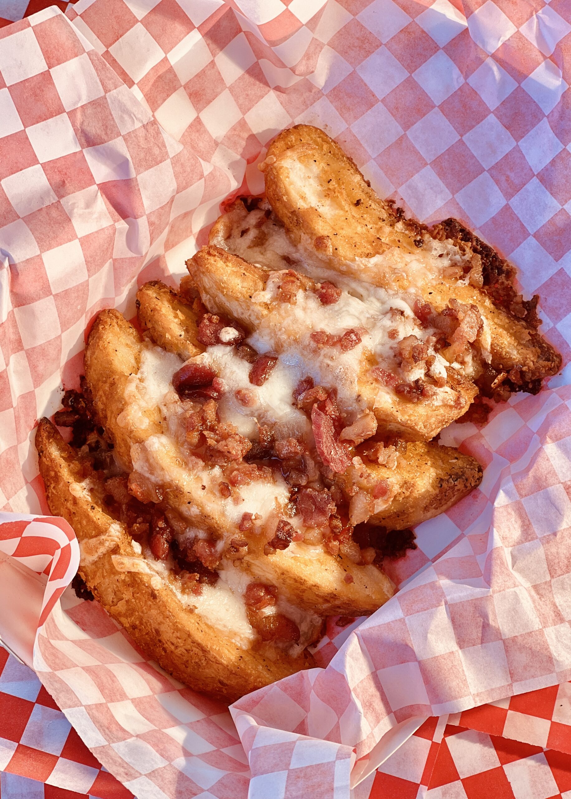 Potatoe wedges with cheese & Bacon